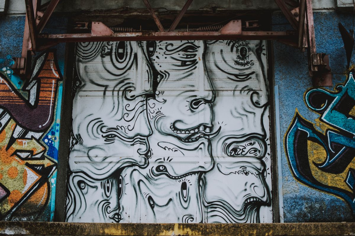 La obra de un artista visual que transforma el espacio público