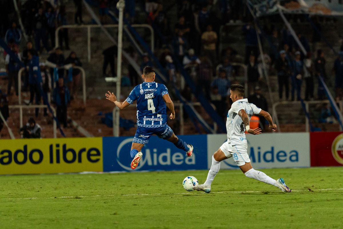 La hinchada visitante