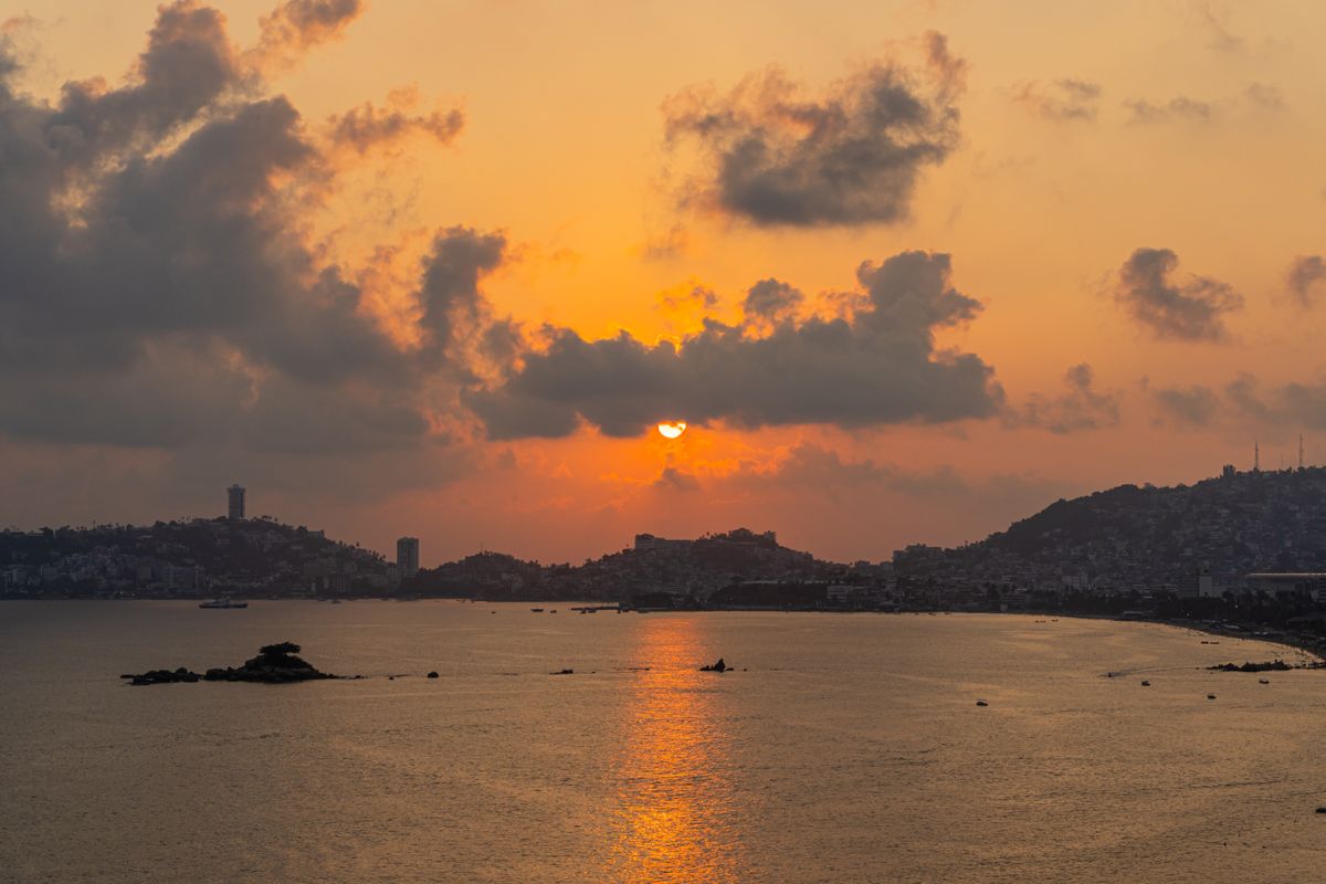 Acapulco reinventado: la nueva escena de la bahía